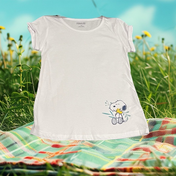 Snoopy Tee - Picture 4 of 10